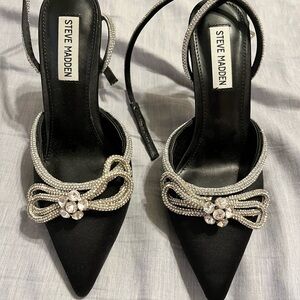 Steve Madden Black and Silver Slingback Heels